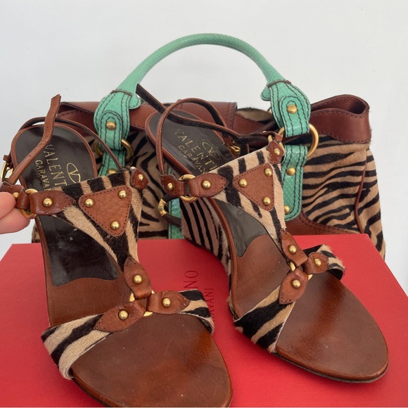 Valentino Wedge size 38 - Picture 2 of 4